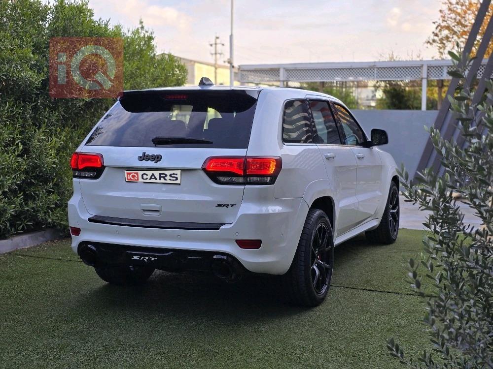 جيب جراند شيروكي